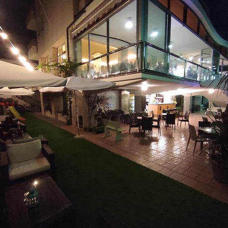 Hotel Sogno Cesenatico Exterior foto